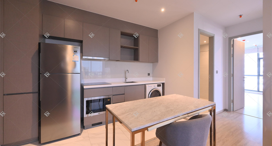 For rent 2 bedrooms condo in Watthana, Bangkok