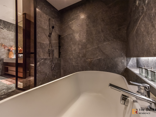 For rent 2 bedrooms condo in Khlong San, Bangkok