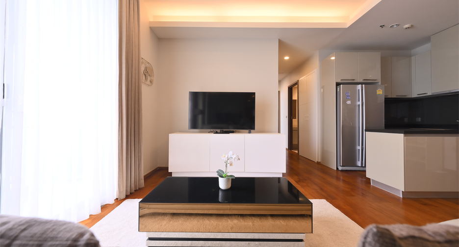 For rent 2 ベッドルーム condo in Watthana, Bangkok