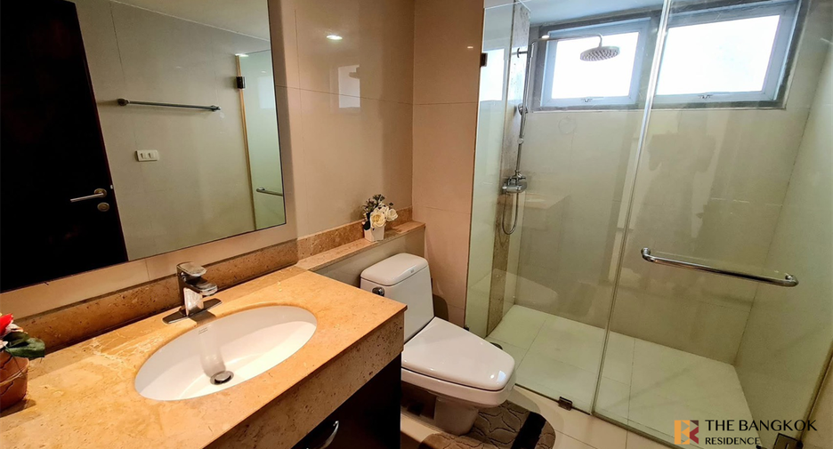 Wohnung zur Miete mit 3 Zimmer in Watthana, Bangkok