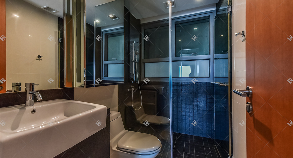 À louer 2 chambres condo à Si Racha, Chonburi