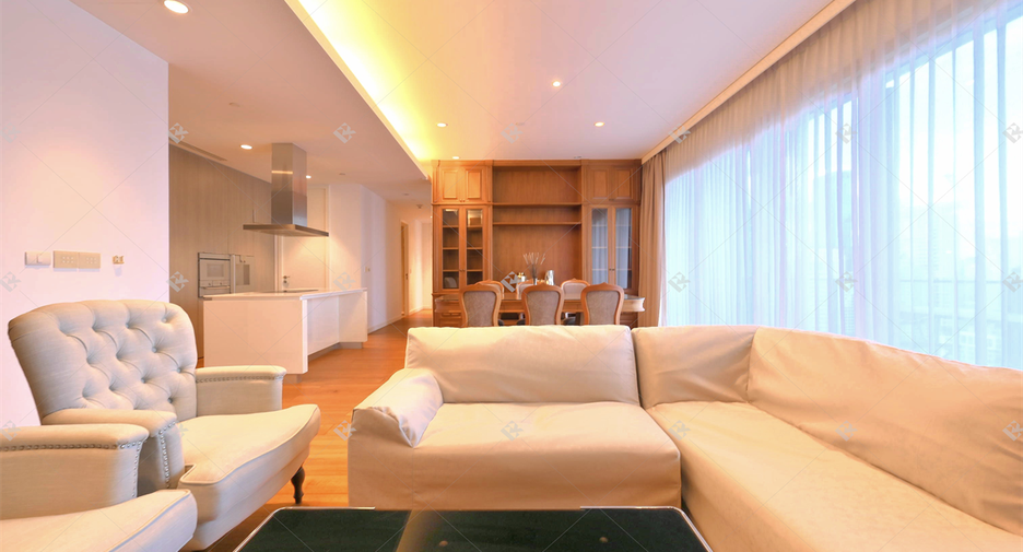 Wohnung zur Miete mit 3 Zimmer in Pathum Wan, Bangkok