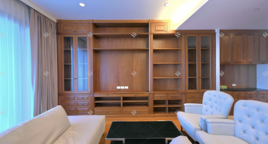 Wohnung zur Miete mit 3 Zimmer in Pathum Wan, Bangkok