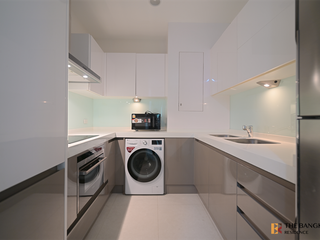 For rent 2 bedrooms condo in Pathum Wan, Bangkok