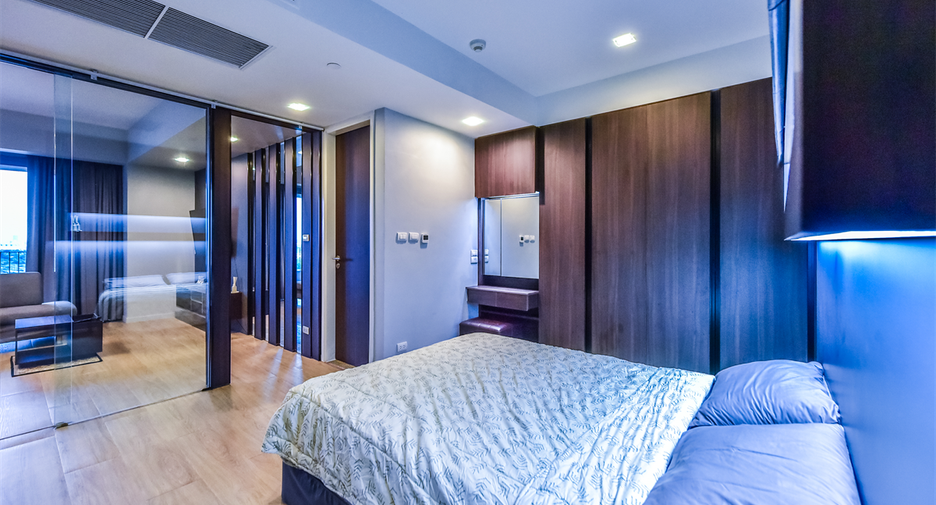 Condo en alquiler de 1 habitaciones en Yan Nawa, Bangkok