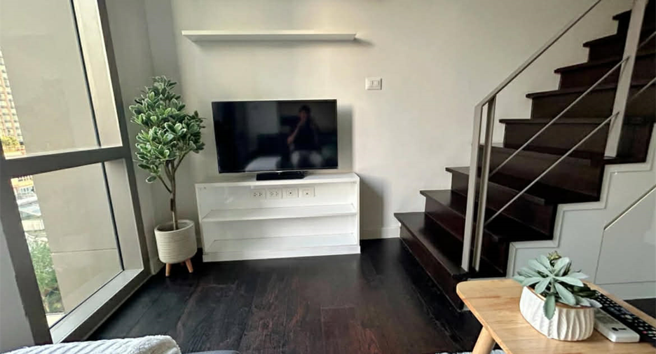 For rent 1 bed condo in Khlong Toei, Bangkok