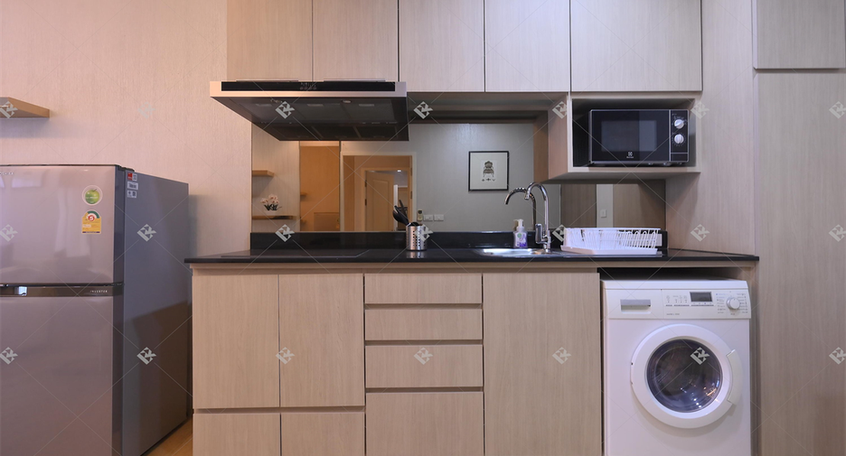 For rent 1 bed condo in Khlong Toei, Bangkok