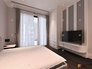 For rent 3 bedrooms condo in Pathum Wan, Bangkok