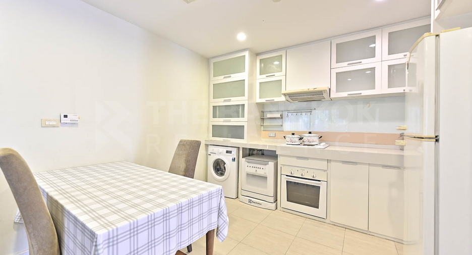 Wohnung zur Miete mit 2 Zimmer in Pathum Wan, Bangkok