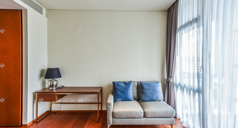 For rent 2 bedrooms condo in Sathon, Bangkok