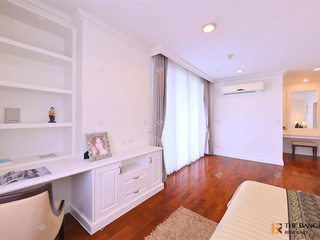 For rent 4 ベッドルーム condo in Watthana, Bangkok