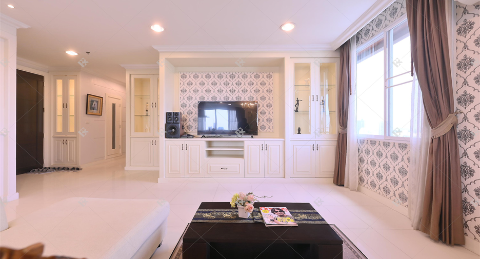 Condo en alquiler de 2 habitaciones en Watthana, Bangkok