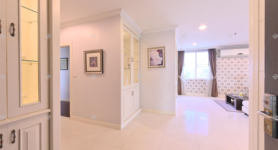 Condo en alquiler de 2 habitaciones en Watthana, Bangkok