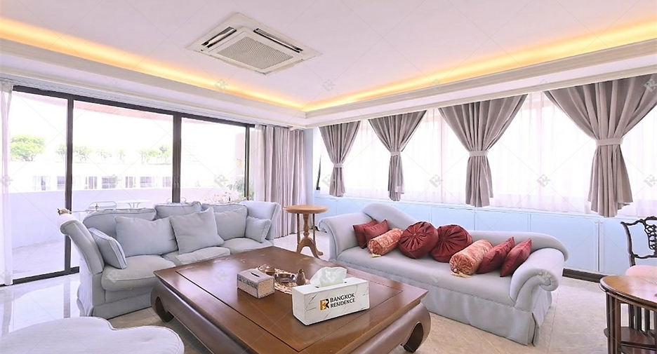 Wohnung zur Miete mit 3 Zimmer in Khlong Toei, Bangkok