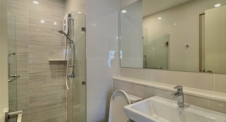For rent 2 ベッドルーム condo in Khlong Toei, Bangkok
