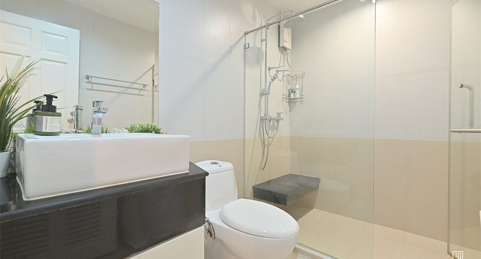 Condo en alquiler de 2 habitaciones en Watthana, Bangkok