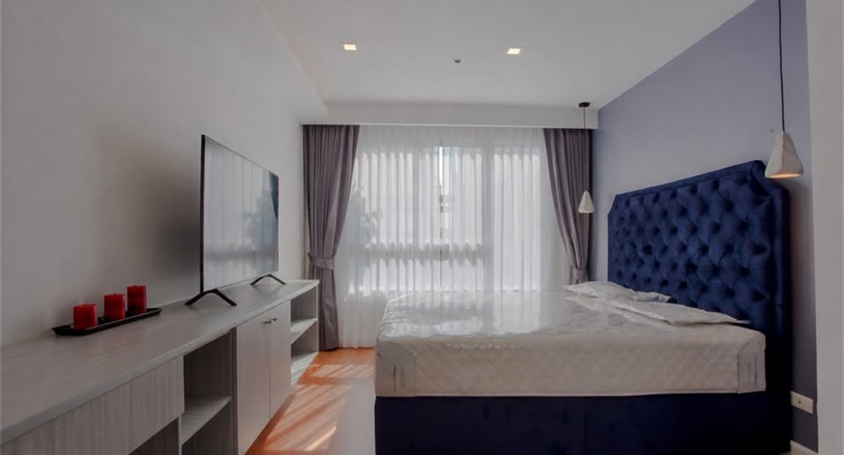 For rent 1 bed condo in Khlong Toei, Bangkok