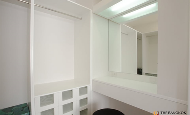 Condo en alquiler de 1 habitaciones en Khlong Toei, Bangkok
