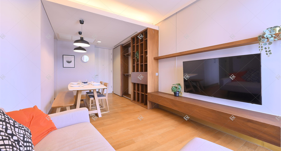 For rent 2 bedrooms condo in Khlong Toei, Bangkok