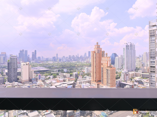 Condo en alquiler de 2 habitaciones en Khlong Toei, Bangkok