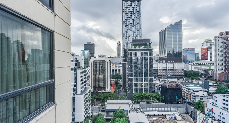 Condo en alquiler de 3 habitaciones en Pathum Wan, Bangkok