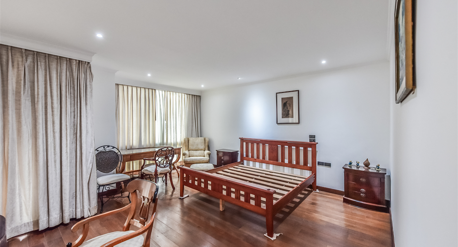 Condo en alquiler de 3 habitaciones en Pathum Wan, Bangkok