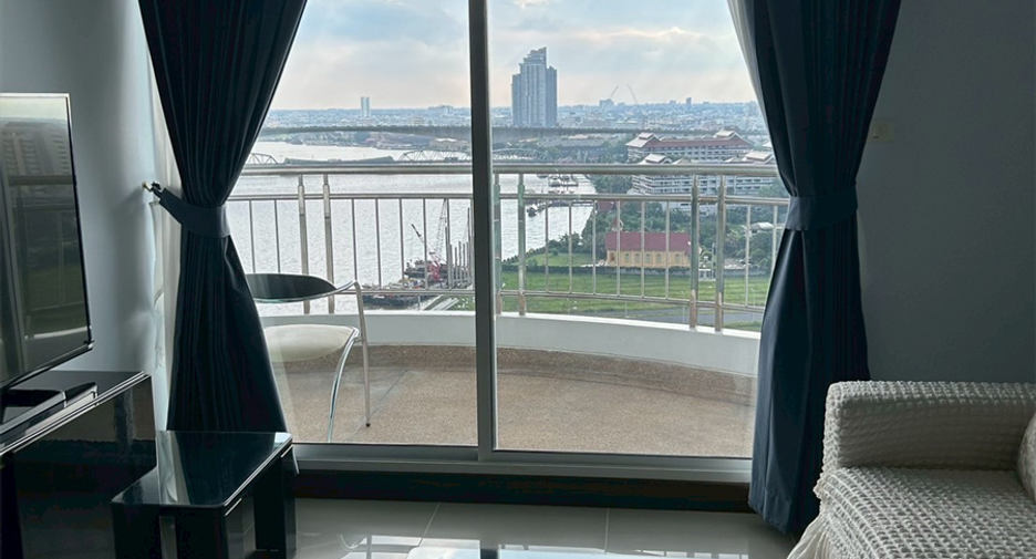 For rent 2 bedrooms condo in Bang Kho Laem, Bangkok