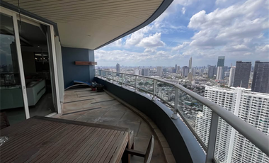 For rent 4 ベッドルーム condo in Bang Kho Laem, Bangkok