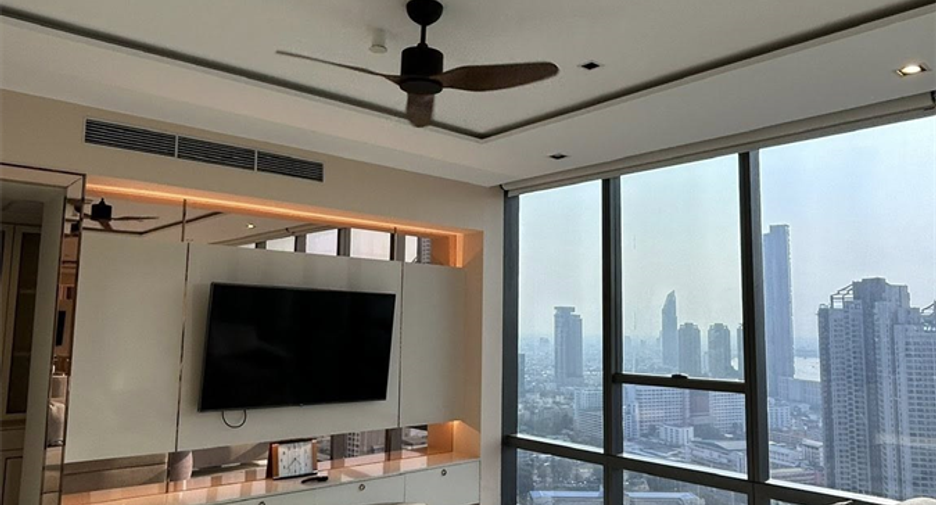 For rent 2 bedrooms condo in Sathon, Bangkok
