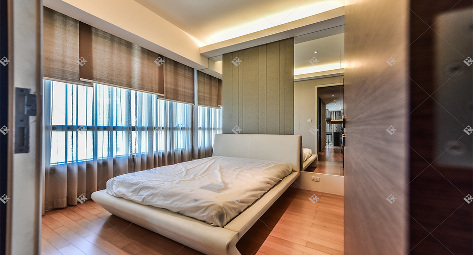For sale 2 bedrooms condo in Si Racha, Chonburi