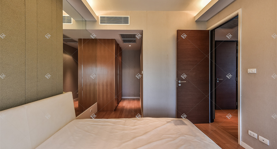For sale 2 bedrooms condo in Si Racha, Chonburi