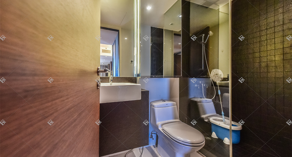 For sale 2 bedrooms condo in Si Racha, Chonburi