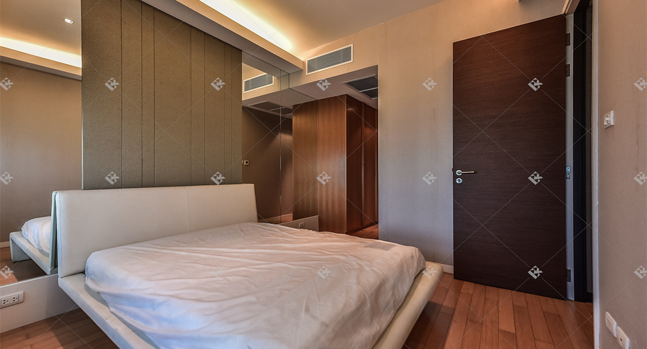 For sale 2 bedrooms condo in Si Racha, Chonburi