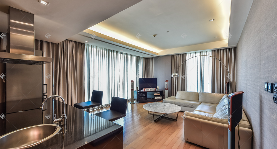 For sale 2 bedrooms condo in Si Racha, Chonburi