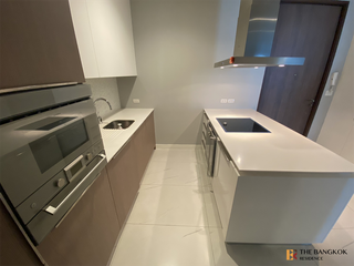 For sale 2 bedrooms condo in Pathum Wan, Bangkok