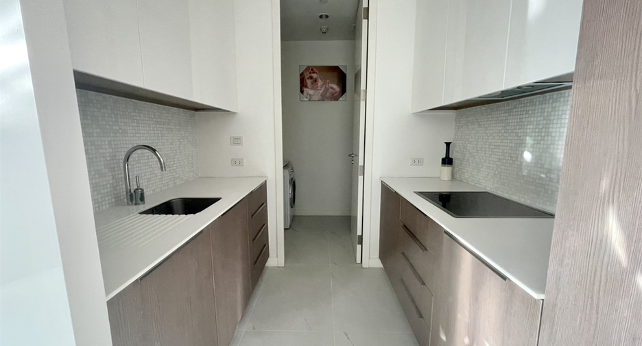 For sale 2 bedrooms condo in Pathum Wan, Bangkok