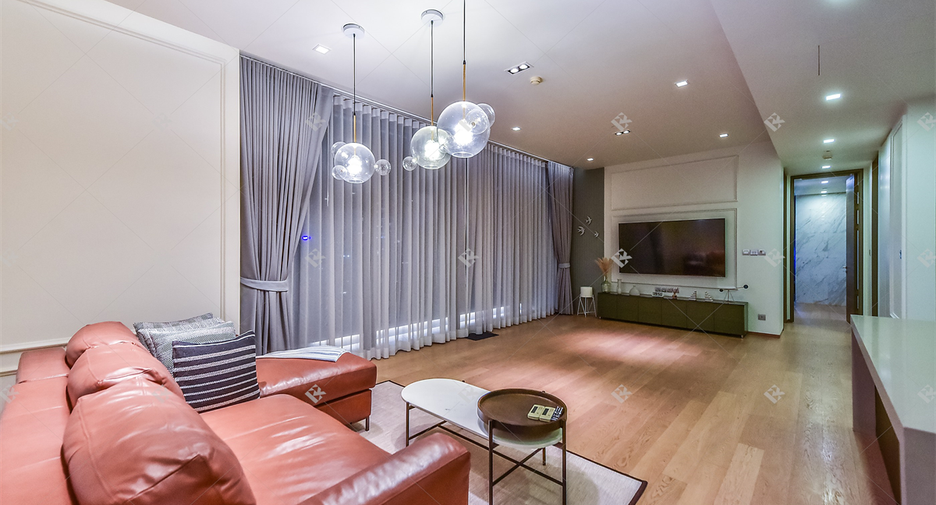 Wohnung zum Kauf mit 2 Zimmer in Sathon, Bangkok
