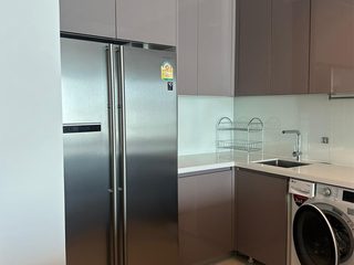 For sale 3 ベッドルーム condo in Khlong Toei, Bangkok