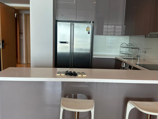 For sale 3 ベッドルーム condo in Khlong Toei, Bangkok