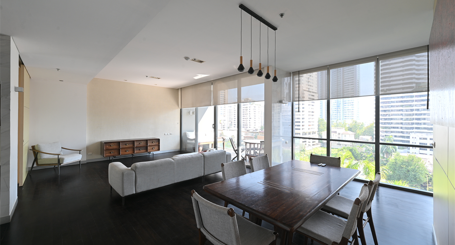 À vendre 2 chambres condo à Khlong Toei, Bangkok