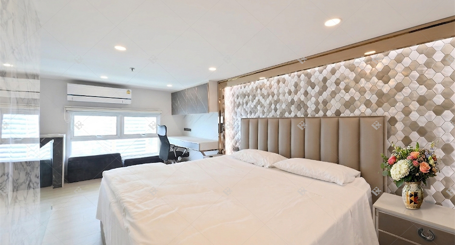 Wohnung zum Kauf mit 4 Zimmer in Watthana, Bangkok