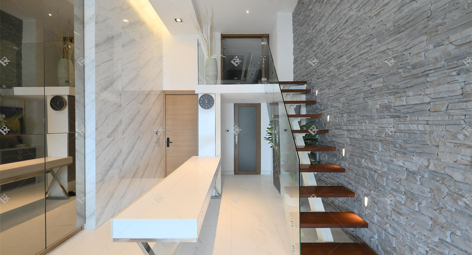 Wohnung zum Kauf mit 4 Zimmer in Watthana, Bangkok