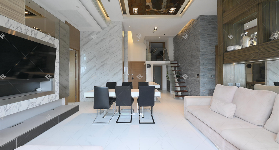 Wohnung zum Kauf mit 4 Zimmer in Watthana, Bangkok