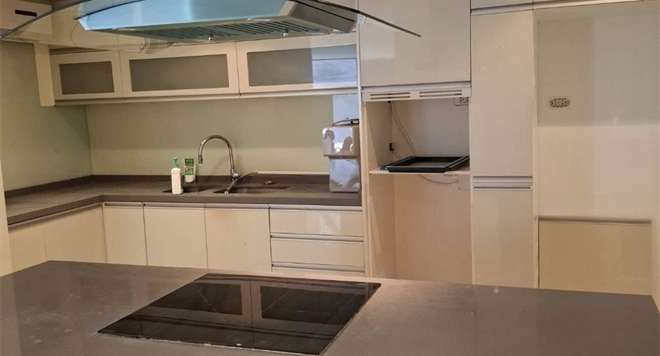 ขาย 3 ห้องนอน คอนโด ใน วัฒนา, กรุงเทพฯ