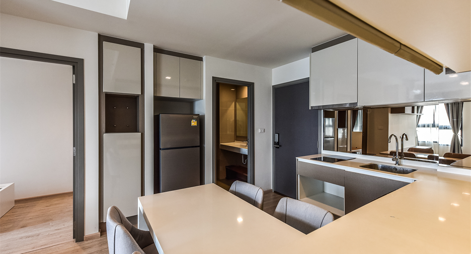 Wohnung zum Kauf mit 2 Zimmer in Khlong San, Bangkok