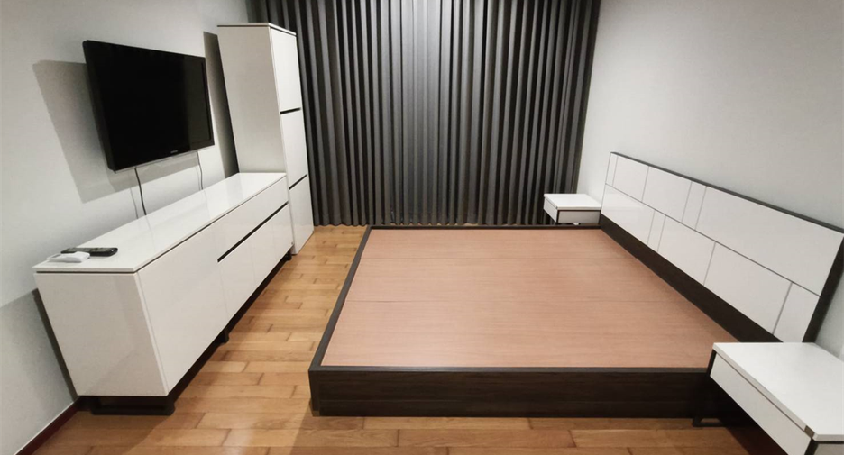 For sale 1 bed condo in Khlong San, Bangkok