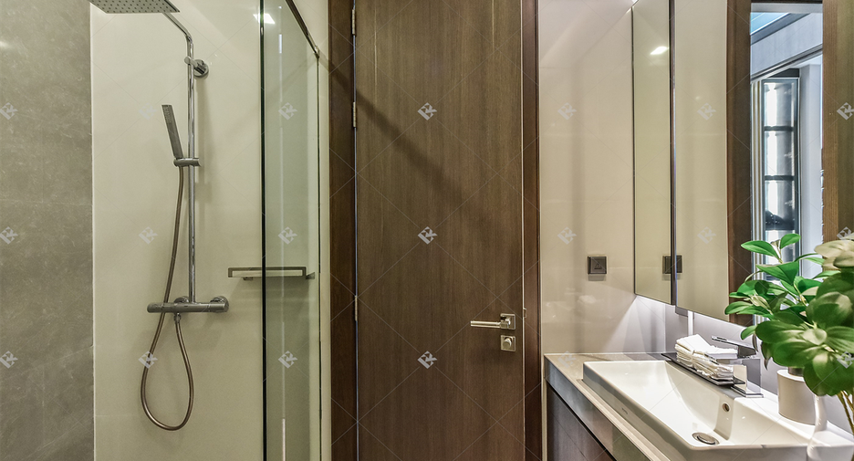 À vendre 3 chambres condo à Khlong Toei, Bangkok