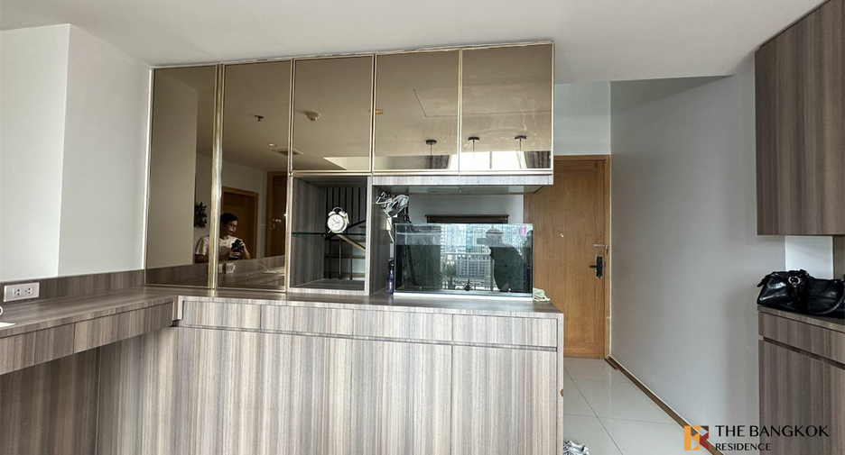 Condo en venta de 2 habitaciones en Sathon, Bangkok