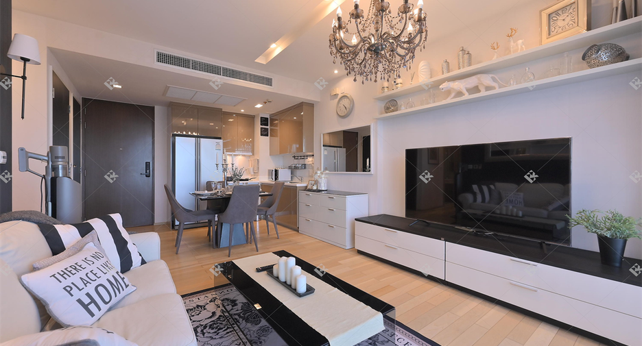 À vendre 2 chambres condo à Khlong Toei, Bangkok