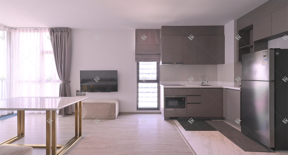 For sale 2 bedrooms condo in Watthana, Bangkok